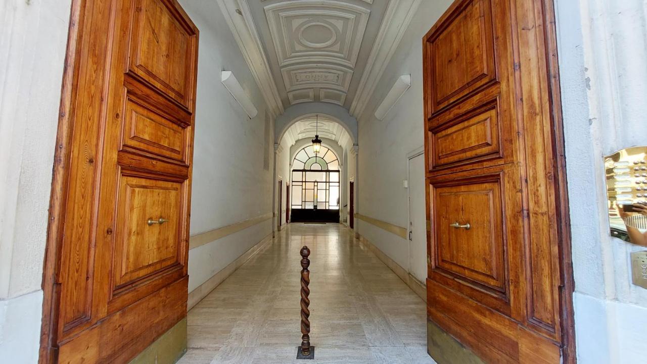 Ferienwohnung Dimora San Bartolomeo - Design, Panoramic View & Culture Rom Exterior foto